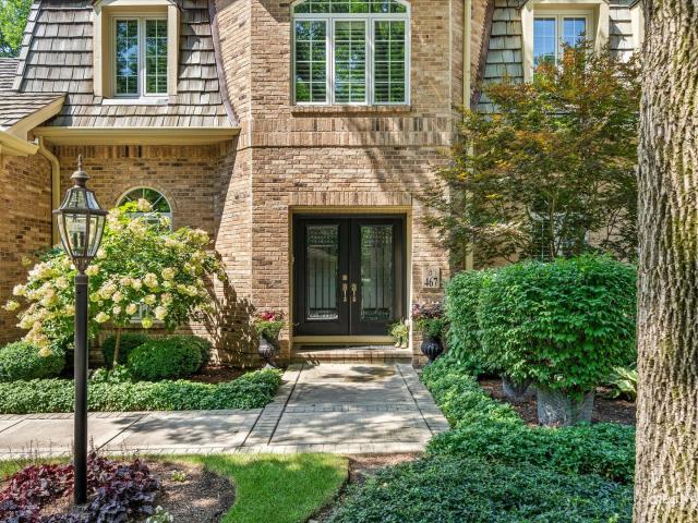 Townhouse for sale in Naperville, Illinois