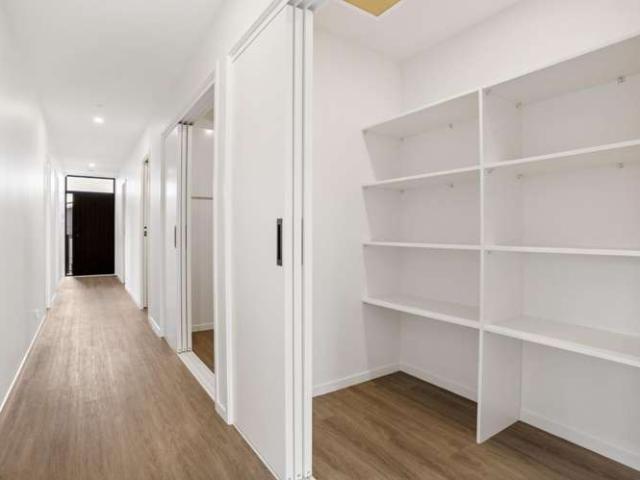 Townhouse for rent in Glen Innes, Maungakiekie-Tāmaki