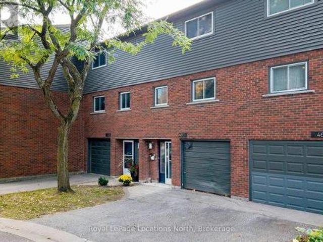 Townhouse for sale in Collingwood, Central Ontario