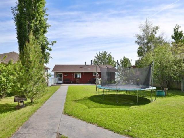 House for sale in Poplar Bay, Alberta