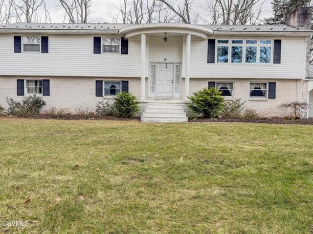 House for sale in New Columbia, Pennsylvania