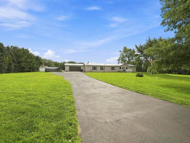 House for sale in Meadow Shores Park, Hudson