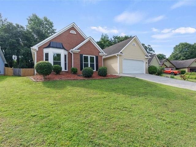 House for sale in Lilburn, Georgia