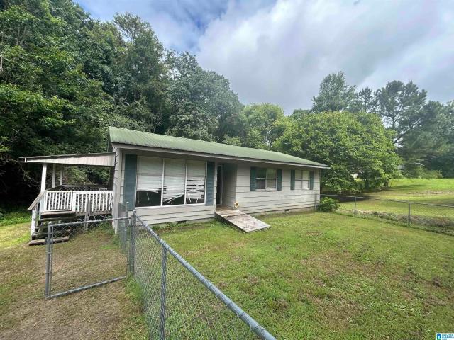 House for sale in Graysville, Alabama