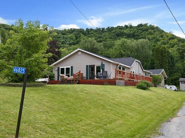 House for sale in La Crescent, Minnesota