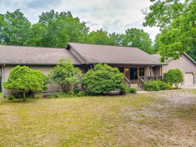 House for sale in South Branch