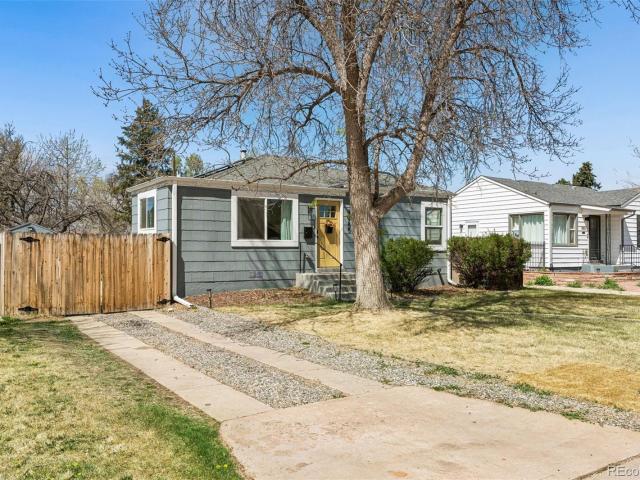 House for sale in Arapahoe, Colorado