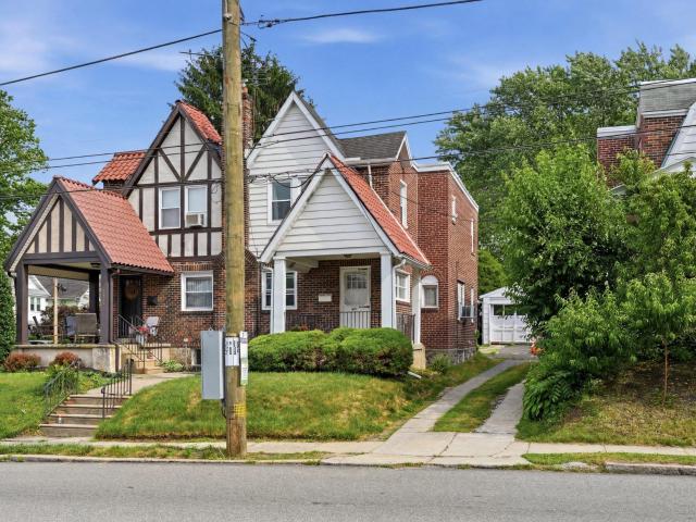Townhouse for sale in Delco, Pennsylvania