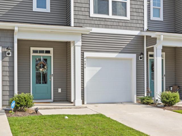 Townhouse for sale in Leland