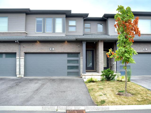Duplex for sale in Niagara, Ontario