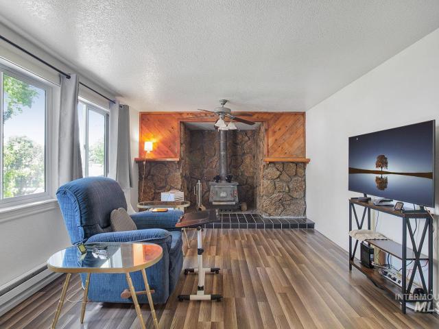 House for sale in Hansen, Idaho