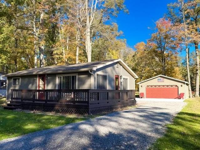 House for sale in Hubbard Lake, Alcona Township
