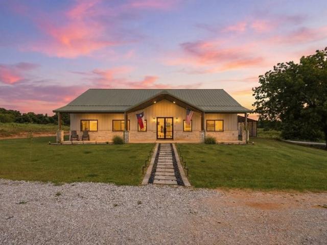 House for sale in Wise, Texas