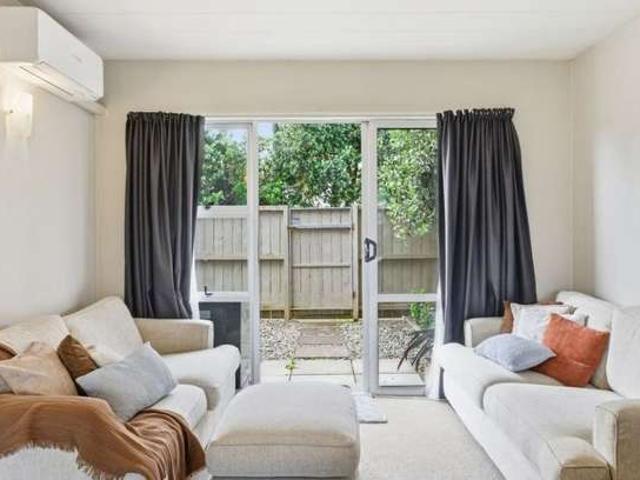 House for sale in Mount Wellington