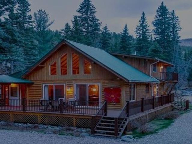 House for sale in Red River, New Mexico