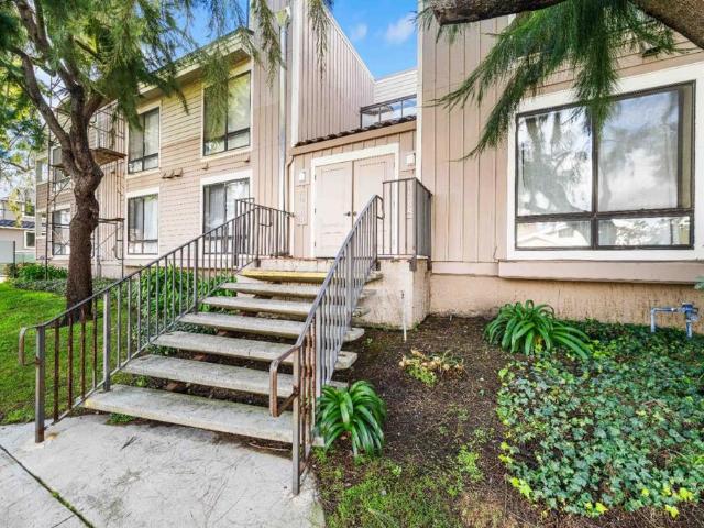 Condo for sale in San Mateo, California