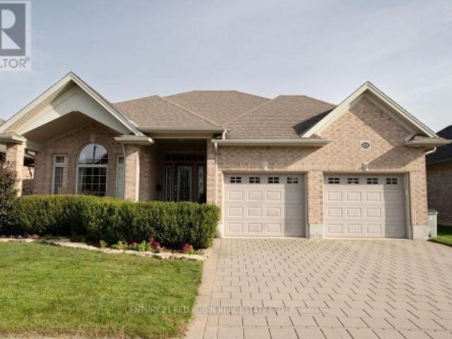 House for sale in Strathroy-caradoc, Ontario
