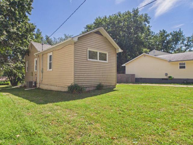 House for sale in Mahaska, Iowa