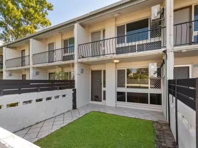 House for rent in North Ward, Queensland