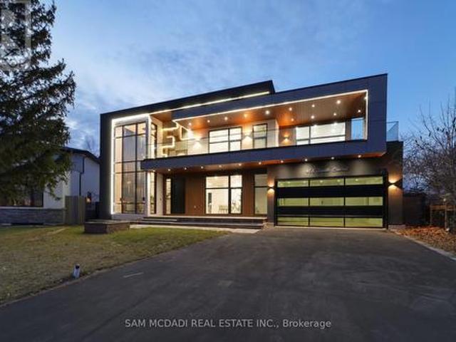 House for sale in Oakville, Ontario