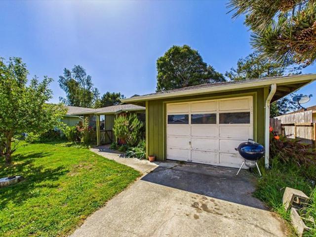 House for sale in Humboldt, California