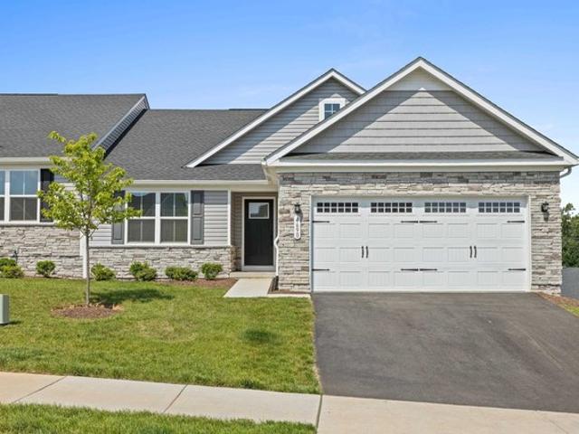 Townhouse for sale in Virginia