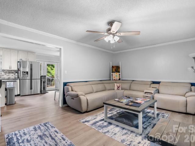 House for sale in Granite Falls, North Carolina