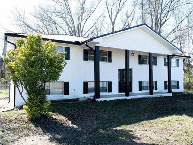House for sale in Boaz, Alabama