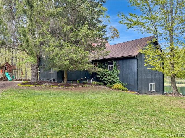 House for sale in Silver Springs, New York