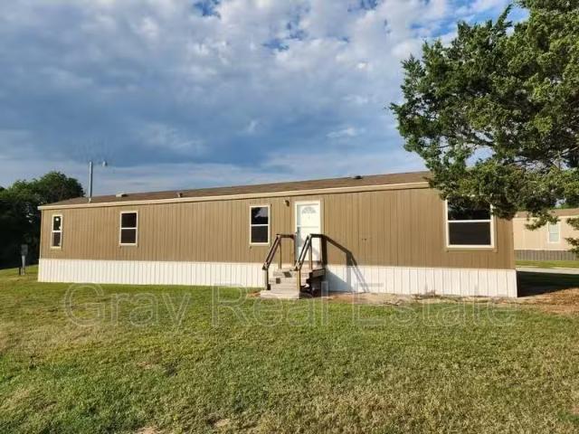 House for rent in Ada