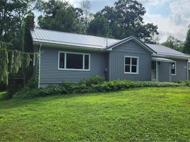 House for sale in Mercer, Pennsylvania