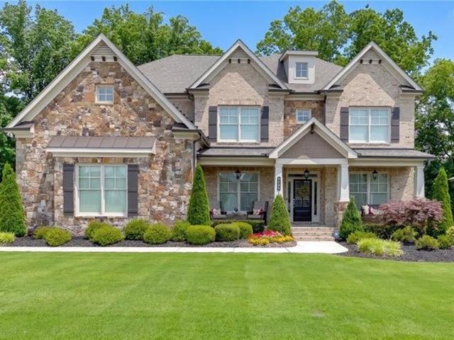 House for sale in Hoschton, Georgia