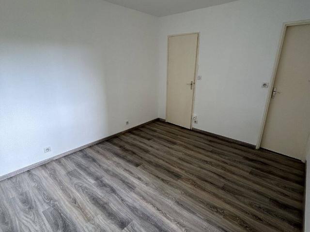Studio location à Sens, Yonne