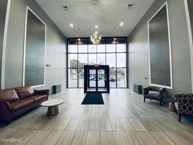 Condo for rent in Fort Lee