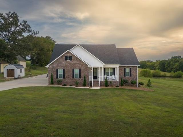 House for sale in Cedar Hill, Middle Tennessee