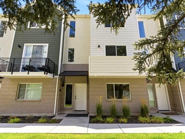 Townhouse for sale in Layton, Utah