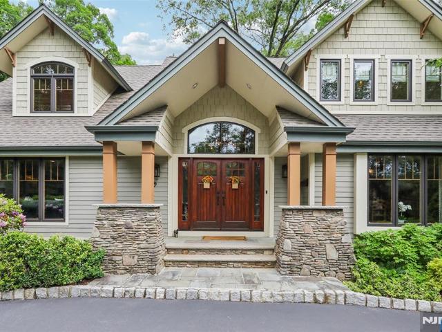 House for sale in Wyckoff, New Jersey