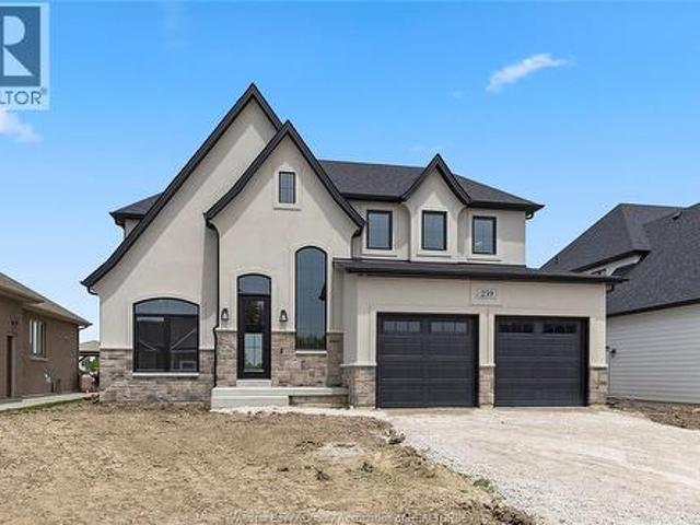 House for sale in Lakeshore, Ontario