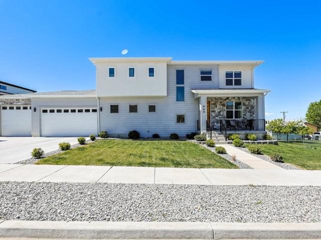 House for sale in Tooele, Tooele County