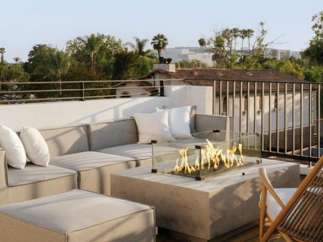 House for sale in Beverly Grove, Los Angeles