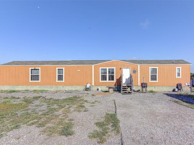 House for sale in Lockhart, Caldwell County