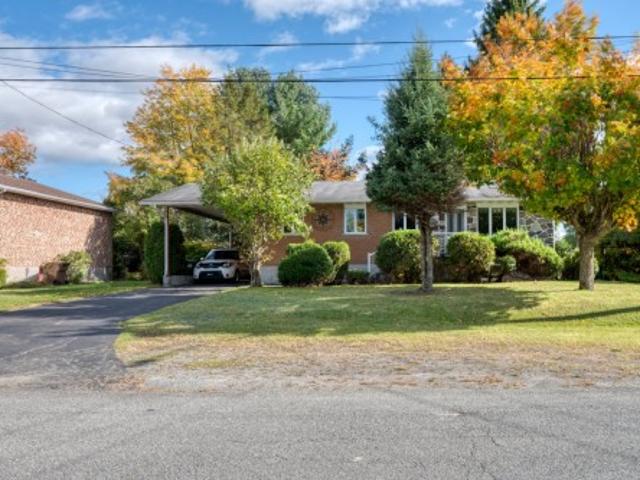 House for sale in Saint-Nicéphore, Drummondville