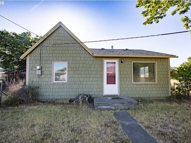House for sale in Oregonia