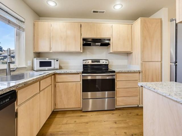 Townhouse for sale in Oregonia