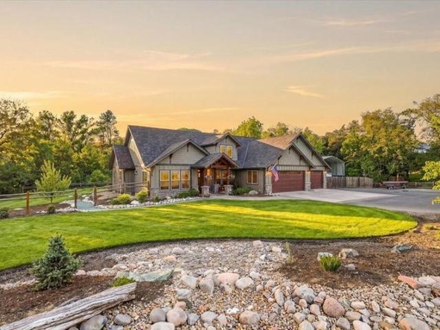 House for sale in Oregonia