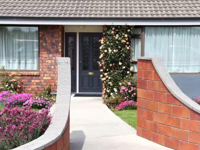 House for sale in Otakou