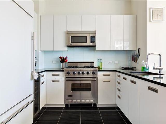 Condo for rent in Queens, Arverne