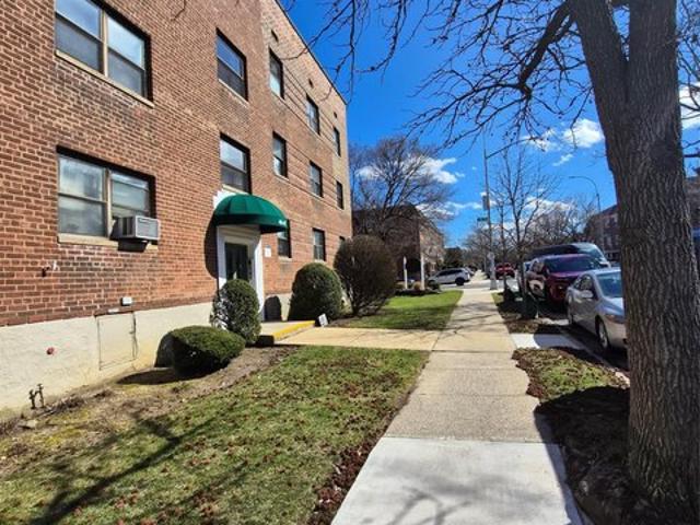House for rent in Queens, Arverne