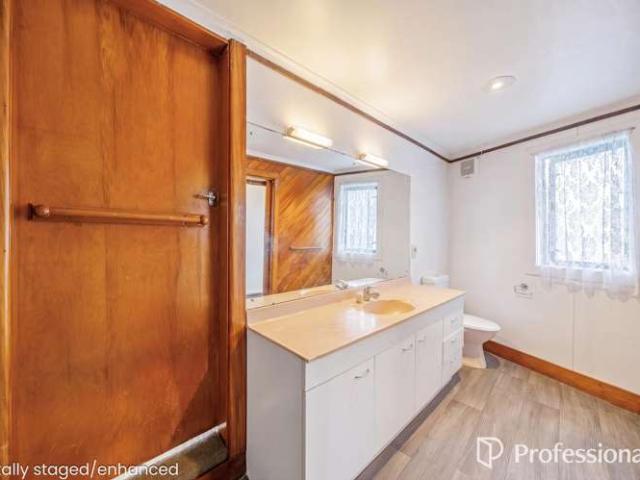 House for sale in Days Bay, Wellington