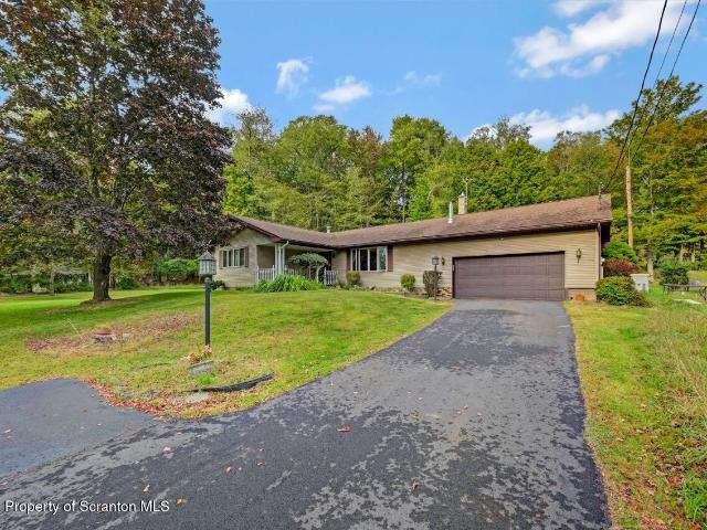 House for sale in Newfoundland, Pennsylvania